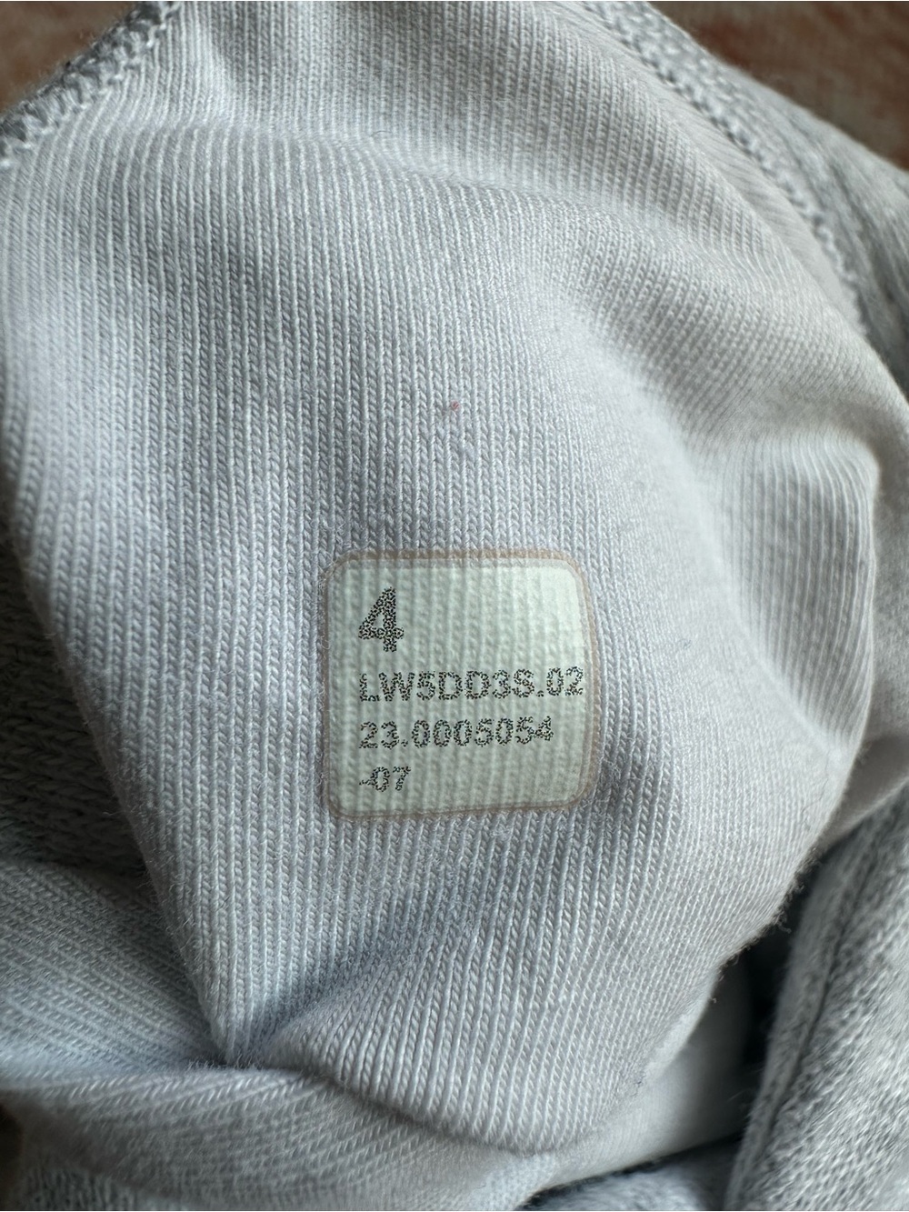Lululemon Scuba High-Rise Jogger
Heathered Core Ultra Light Grey W5DD3S size 4 - Picture 6 of 9